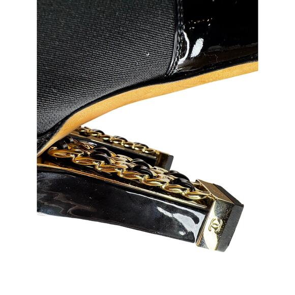 Chanel Black Patent Leather Chain Detail Block Heel Ankle Boots EU 38 CC Booties - Picture 3 of 11